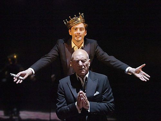 Illustration for article titled Patrick Stewart Explains How Shakespeare Prepares You For Science Fiction Acting